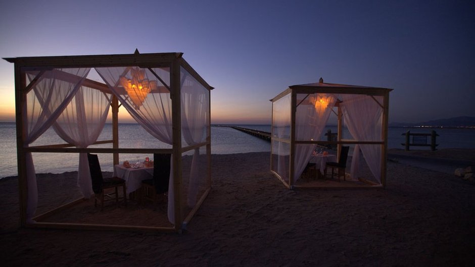 Breakers Cabanas